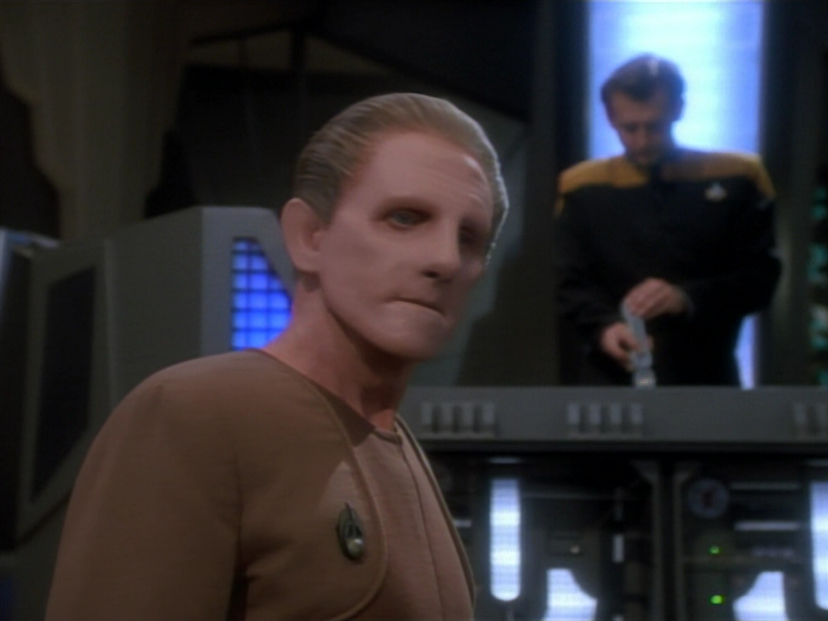 extant_StarTrekDS9_2x03-TheSiege_01089.jpg