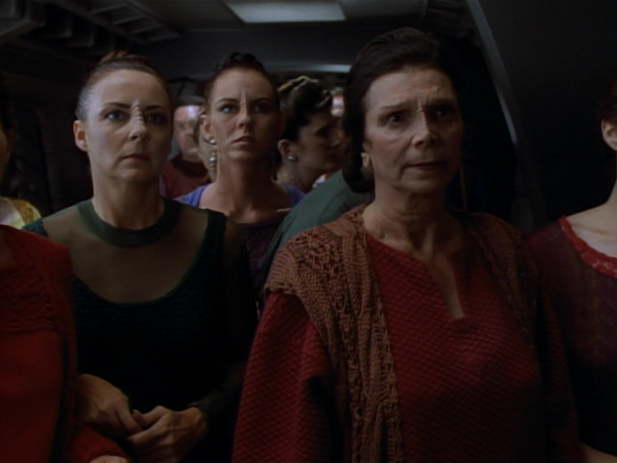 extant_StarTrekDS9_2x03-TheSiege_01137.jpg