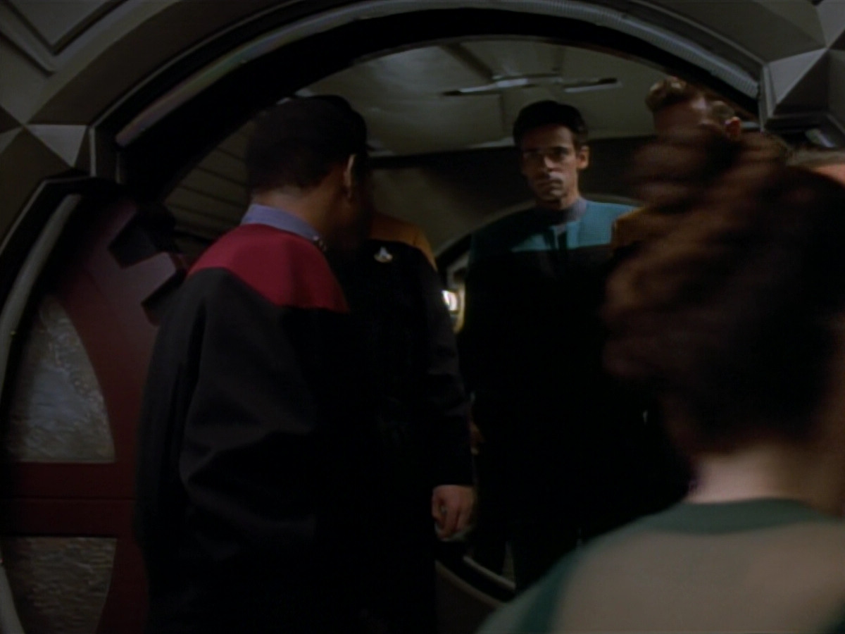 extant_StarTrekDS9_2x03-TheSiege_01180.jpg