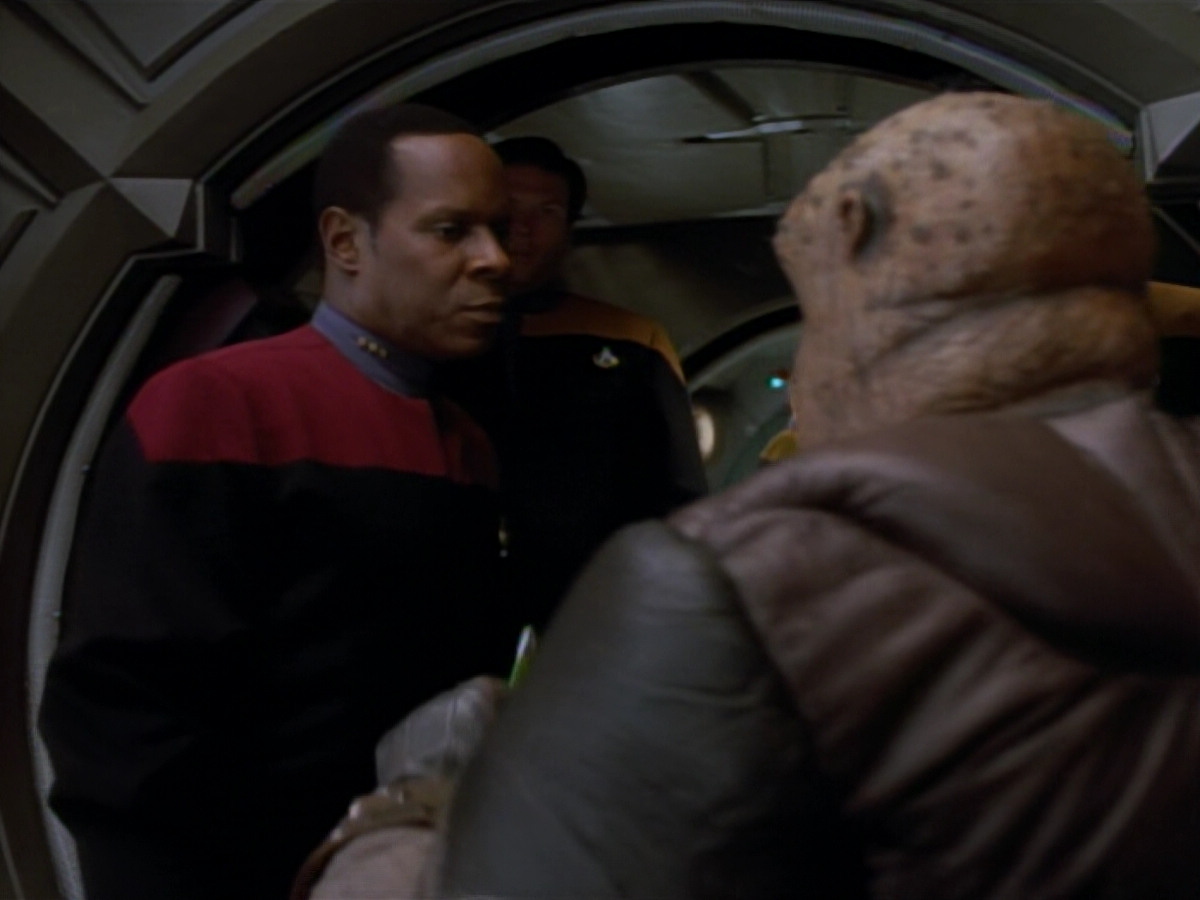 extant_StarTrekDS9_2x03-TheSiege_01188.jpg
