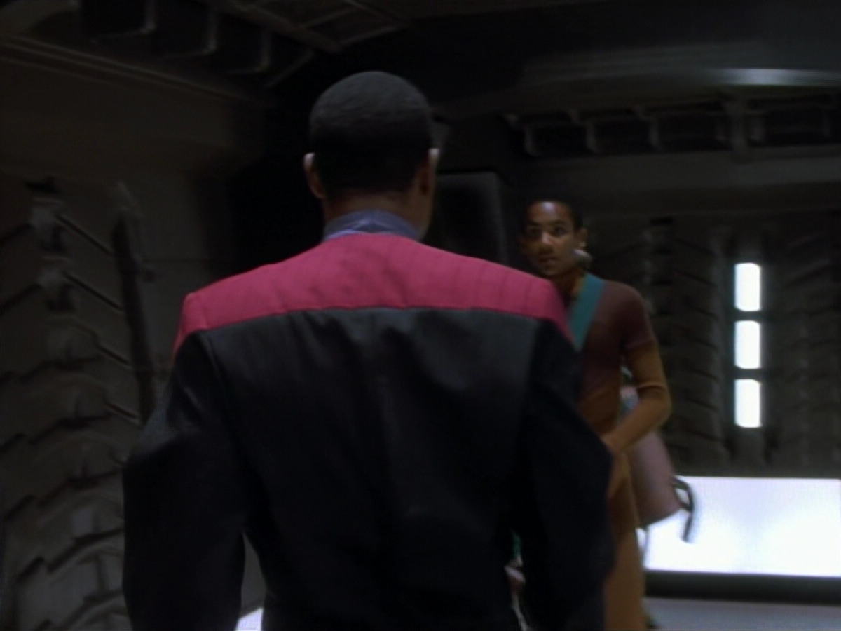 extant_StarTrekDS9_2x03-TheSiege_01196.jpg