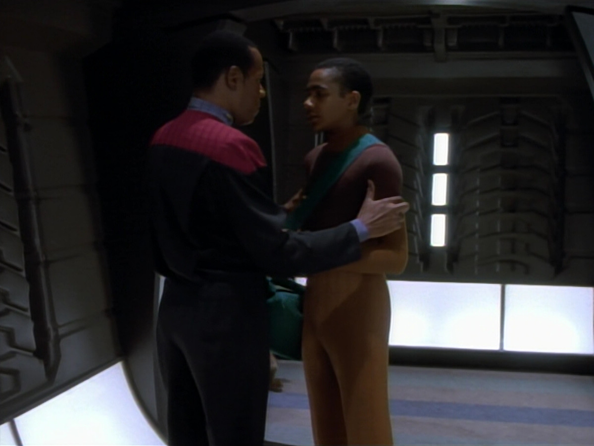 extant_StarTrekDS9_2x03-TheSiege_01198.jpg