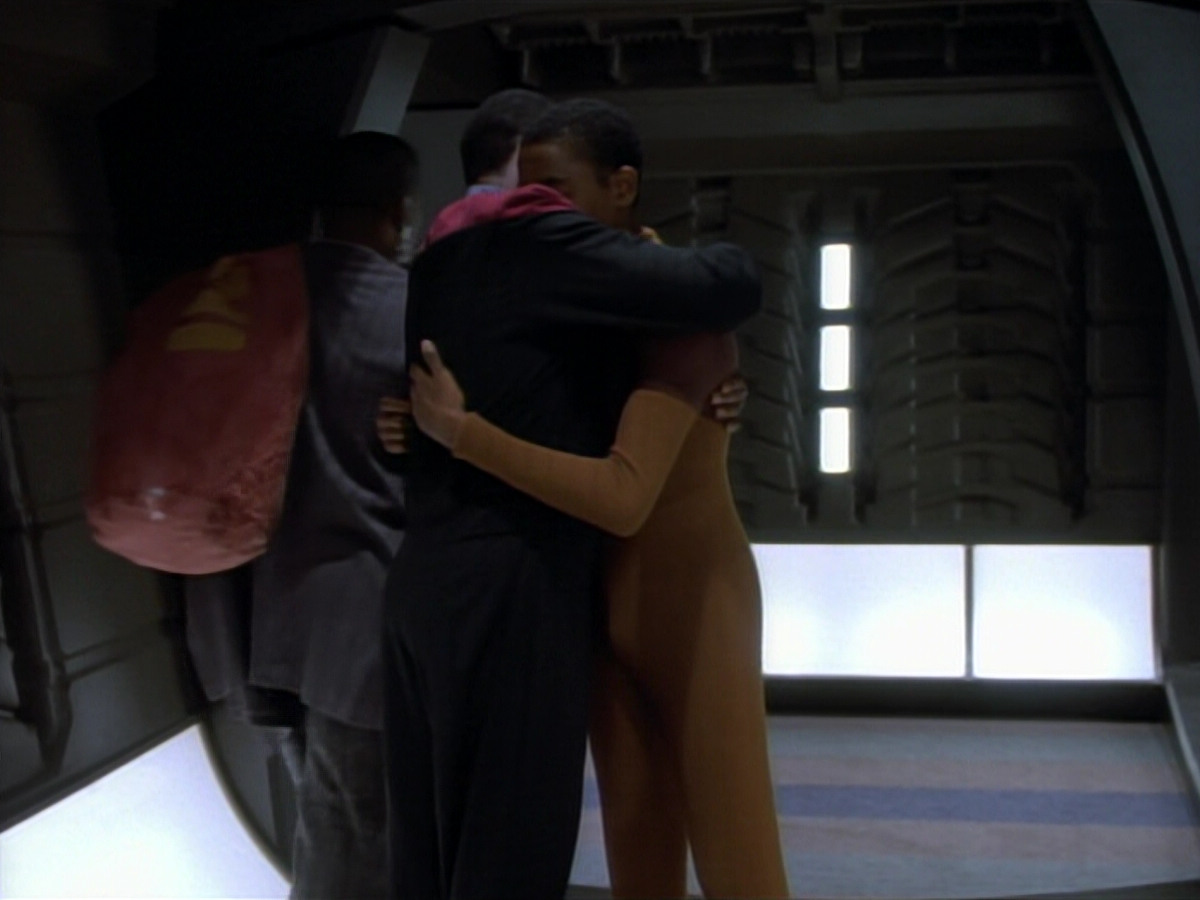 extant_StarTrekDS9_2x03-TheSiege_01209.jpg