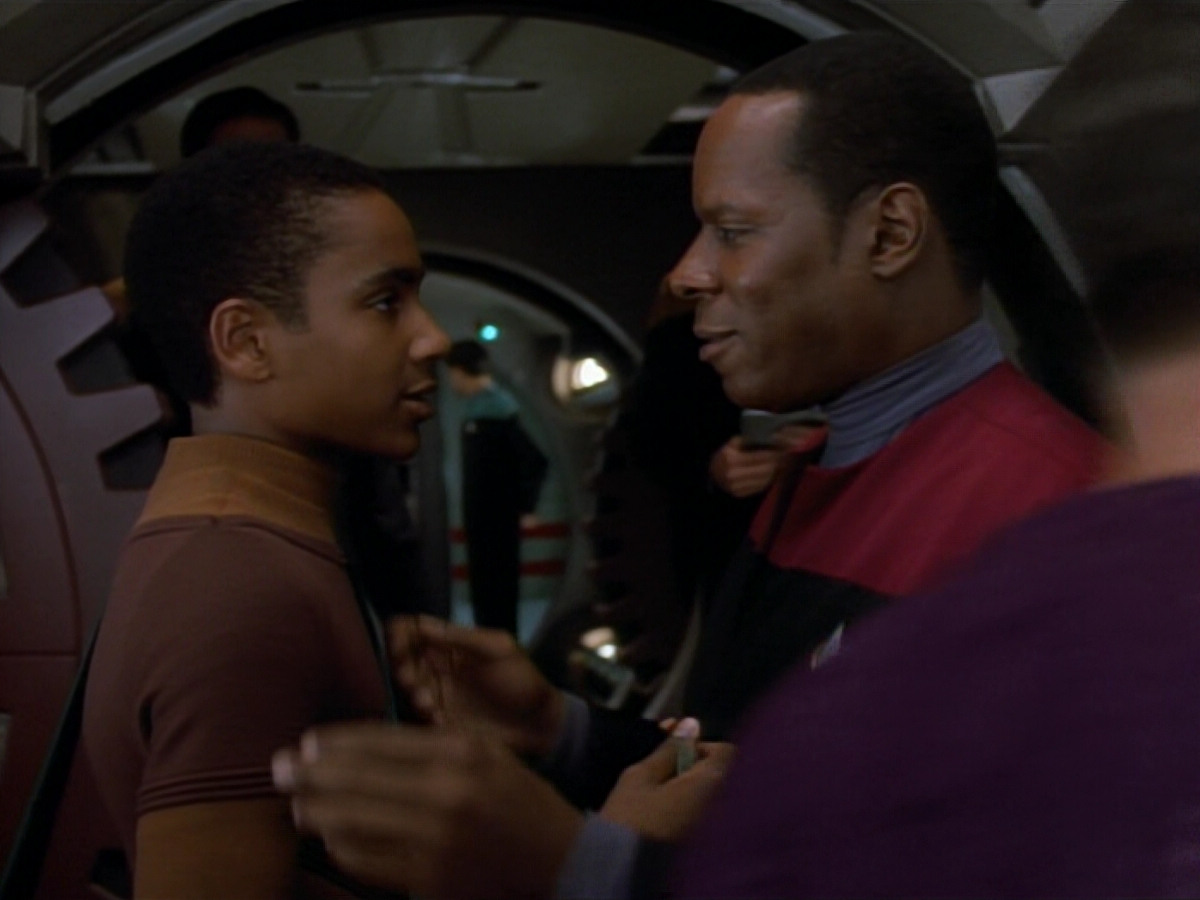 extant_StarTrekDS9_2x03-TheSiege_01223.jpg