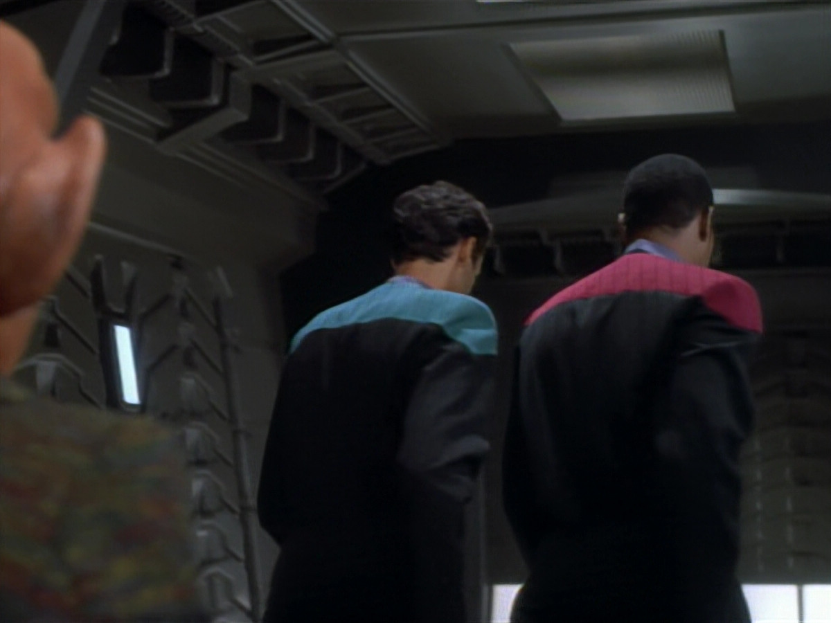 extant_StarTrekDS9_2x03-TheSiege_01288.jpg