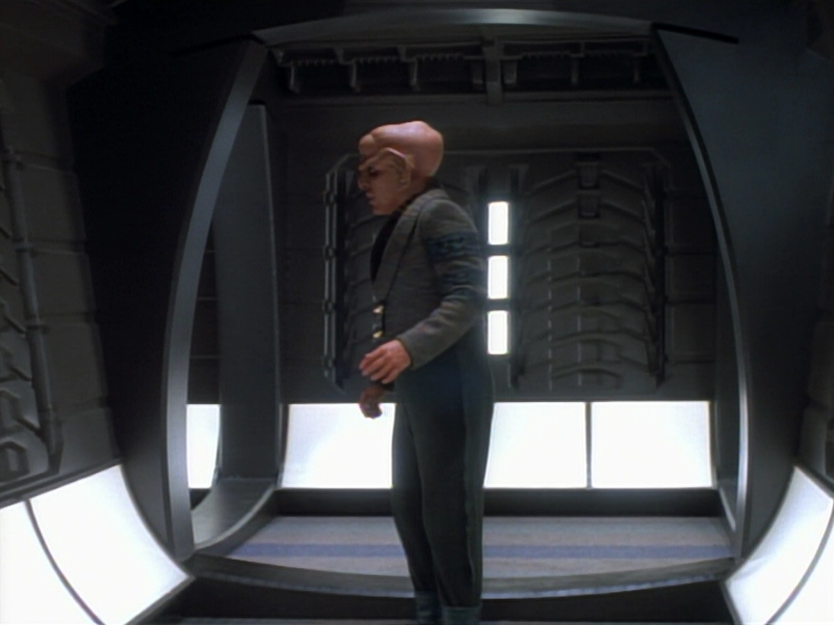 extant_StarTrekDS9_2x03-TheSiege_01309.jpg