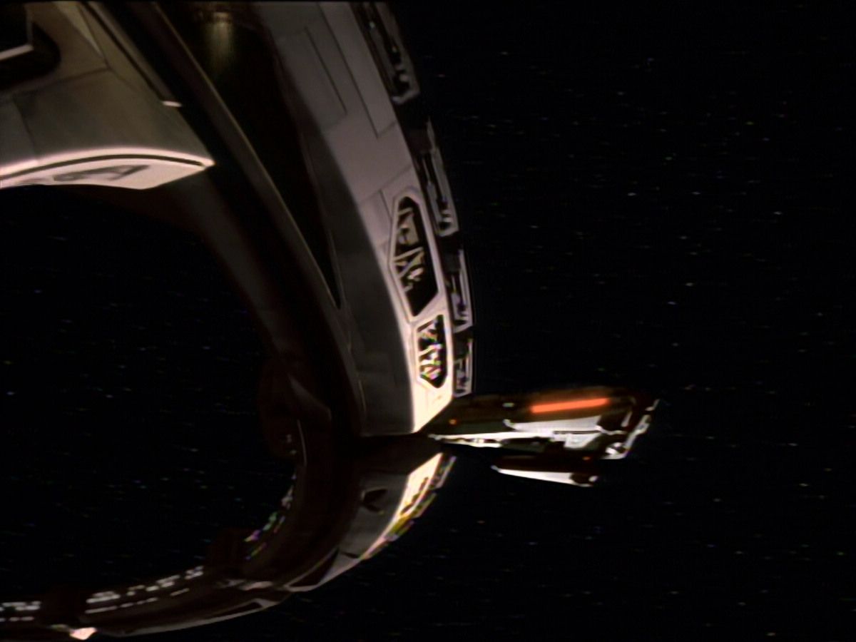 extant_StarTrekDS9_2x03-TheSiege_01347.jpg