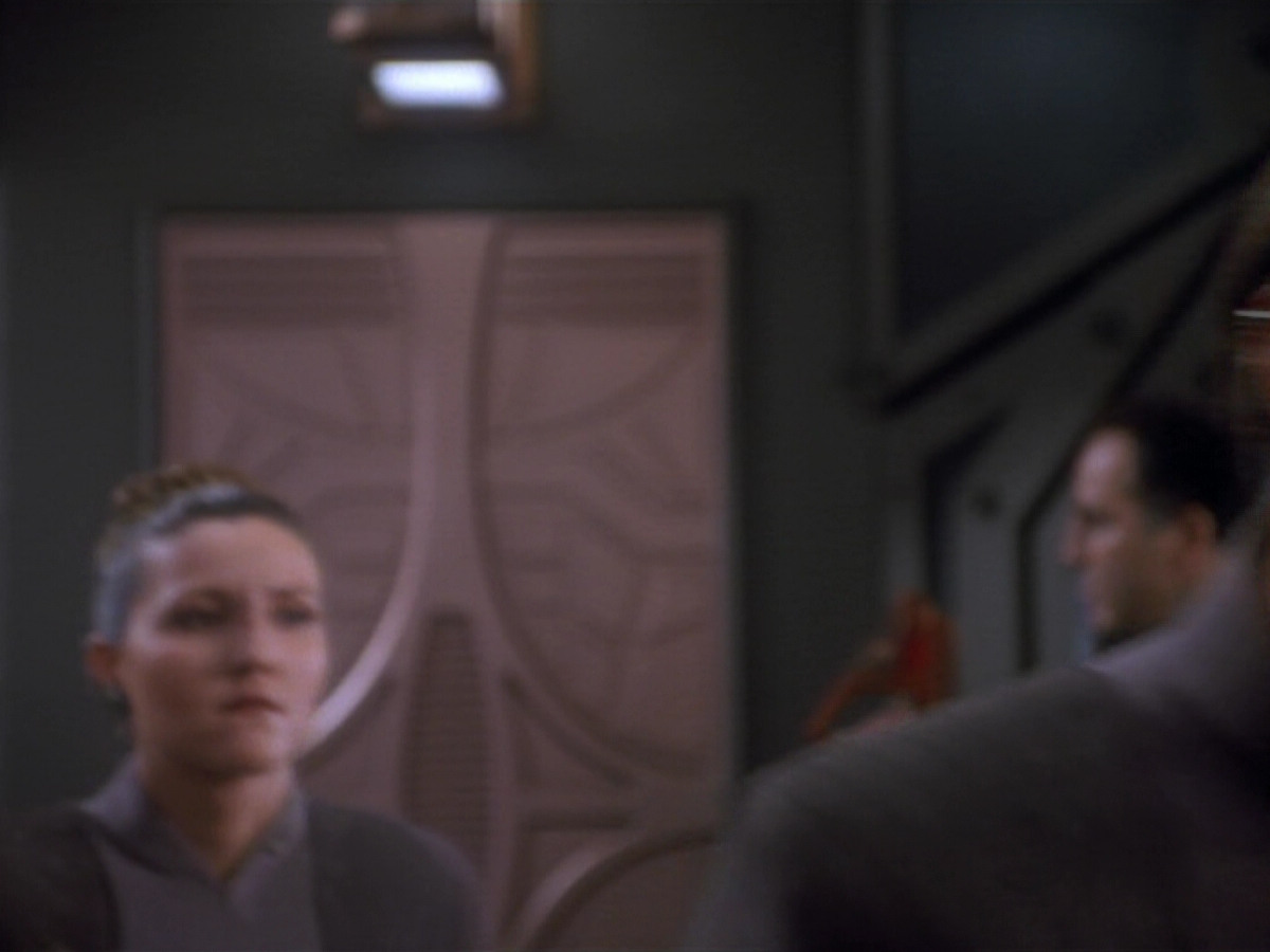 extant_StarTrekDS9_2x03-TheSiege_01433.jpg