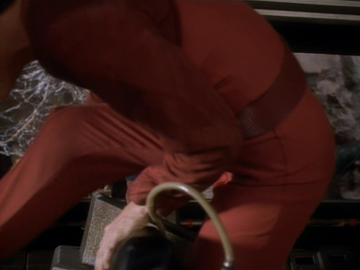 extant_StarTrekDS9_2x03-TheSiege_01530.jpg