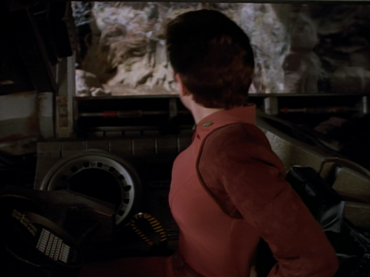 extant_StarTrekDS9_2x03-TheSiege_01536.jpg
