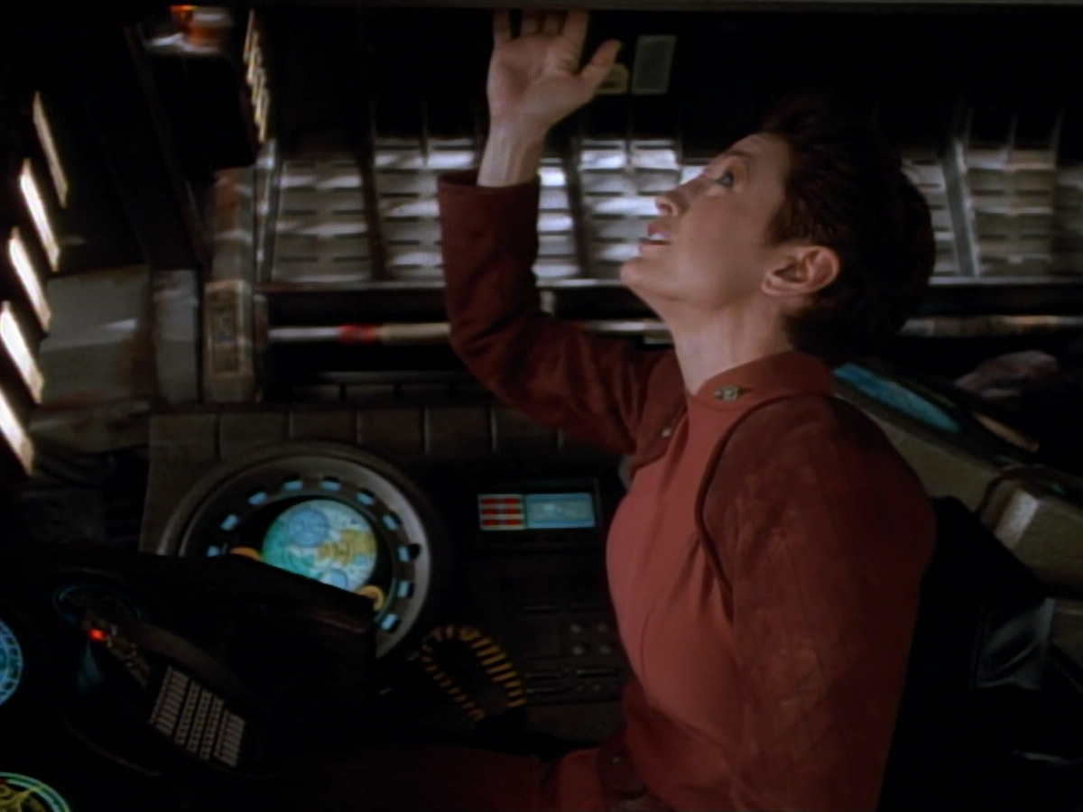 extant_StarTrekDS9_2x03-TheSiege_01556.jpg