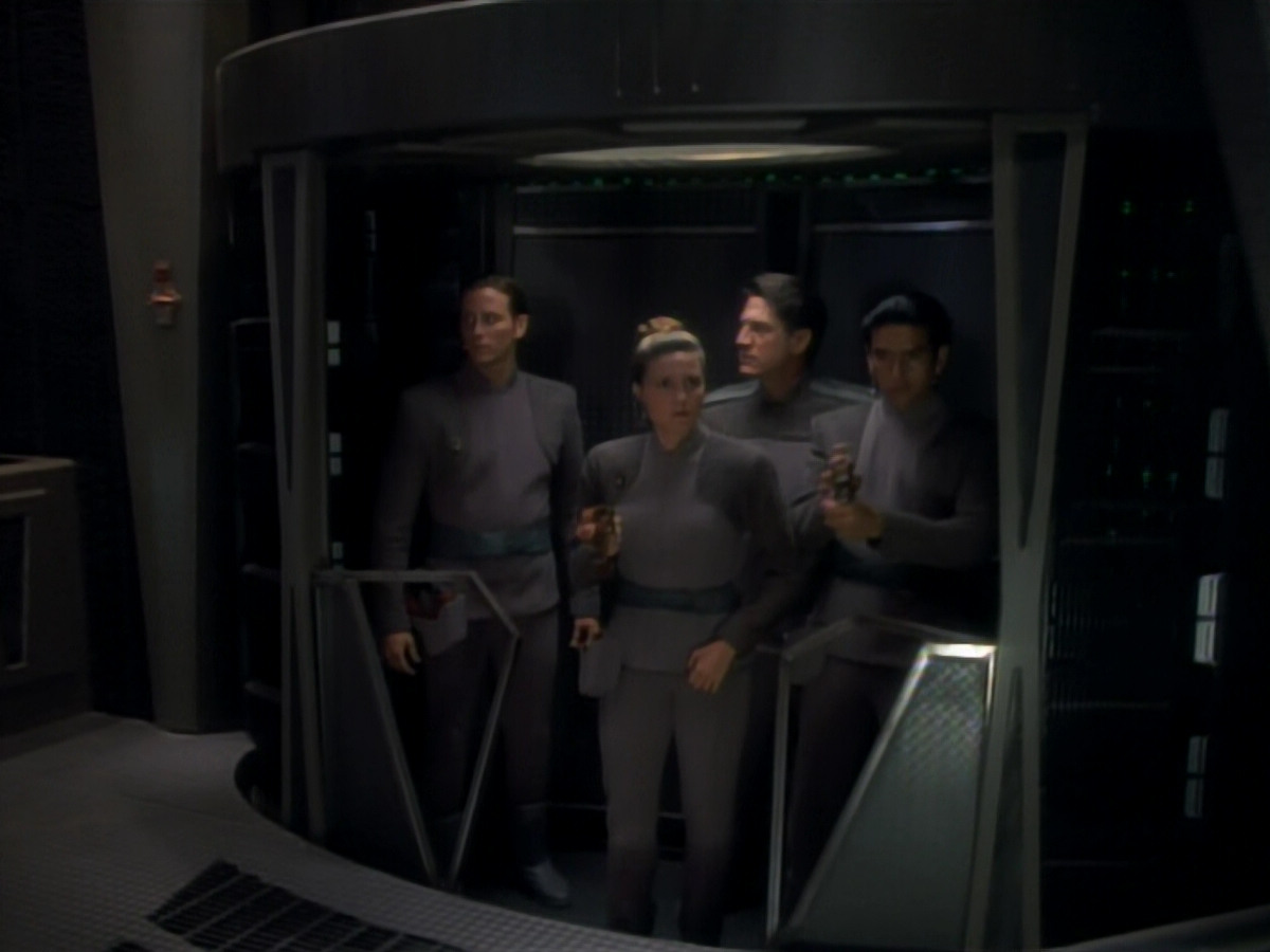 extant_StarTrekDS9_2x03-TheSiege_01580.jpg