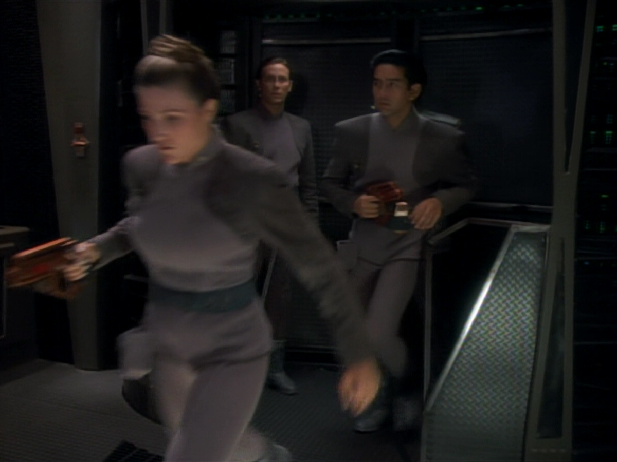 extant_StarTrekDS9_2x03-TheSiege_01583.jpg