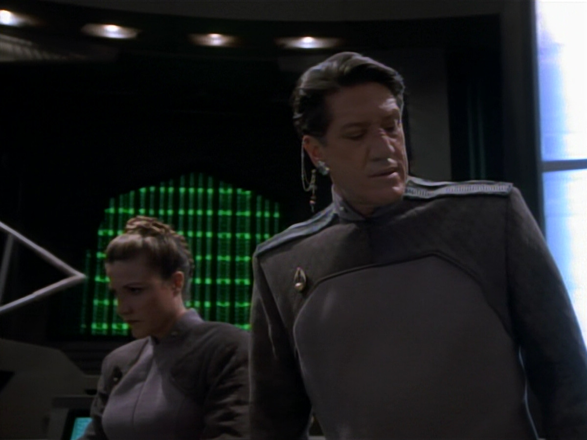 extant_StarTrekDS9_2x03-TheSiege_01634.jpg