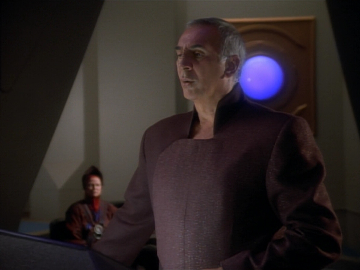 extant_StarTrekDS9_2x03-TheSiege_01734.jpg