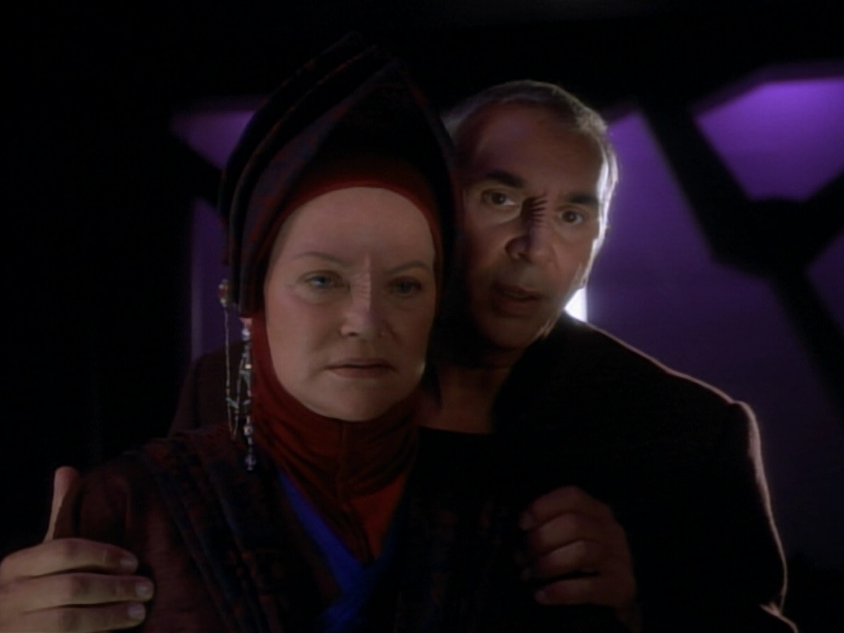 extant_StarTrekDS9_2x03-TheSiege_01786.jpg