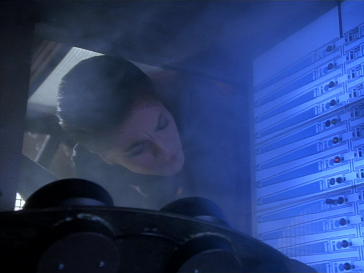 extant_StarTrekDS9_2x03-TheSiege_01816.jpg