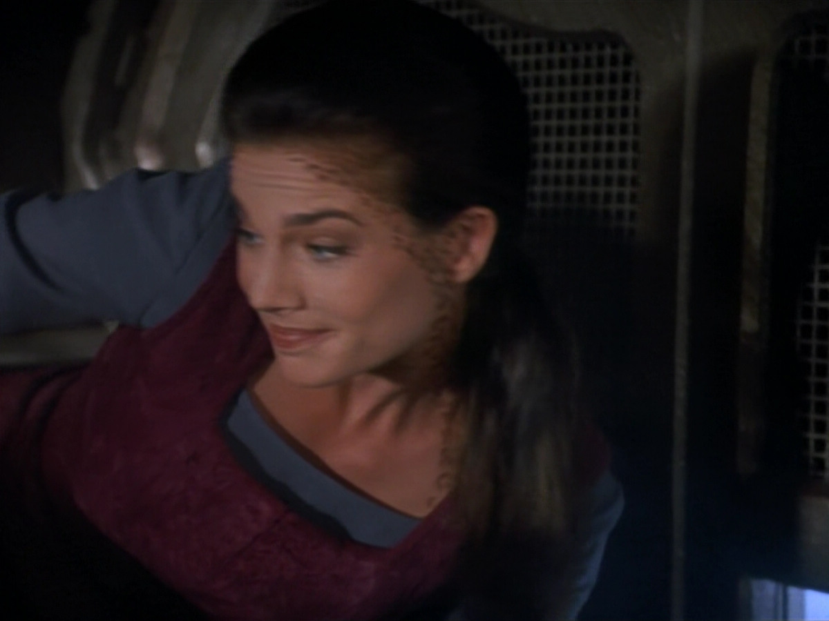 extant_StarTrekDS9_2x03-TheSiege_01835.jpg