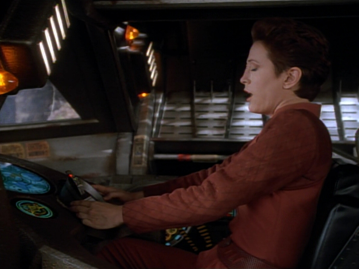 extant_StarTrekDS9_2x03-TheSiege_01842.jpg