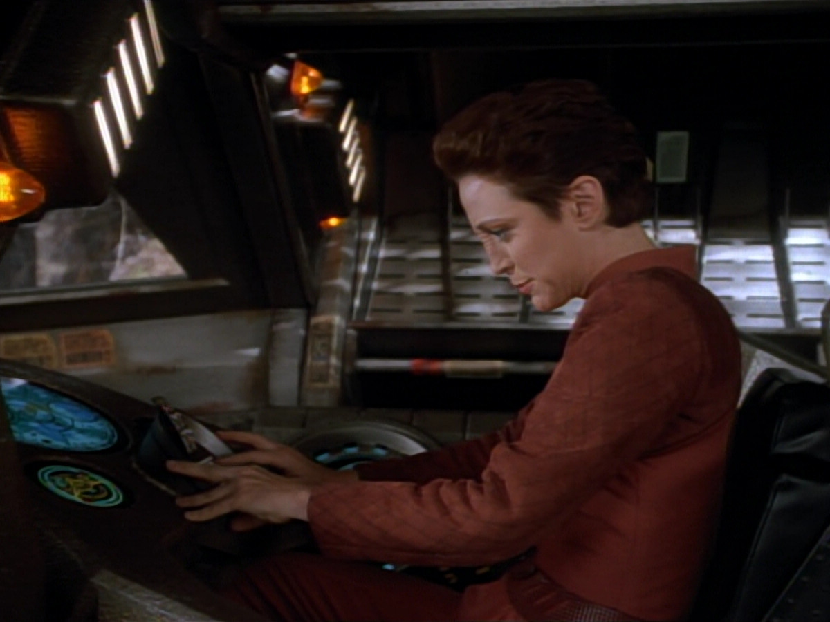 extant_StarTrekDS9_2x03-TheSiege_01855.jpg
