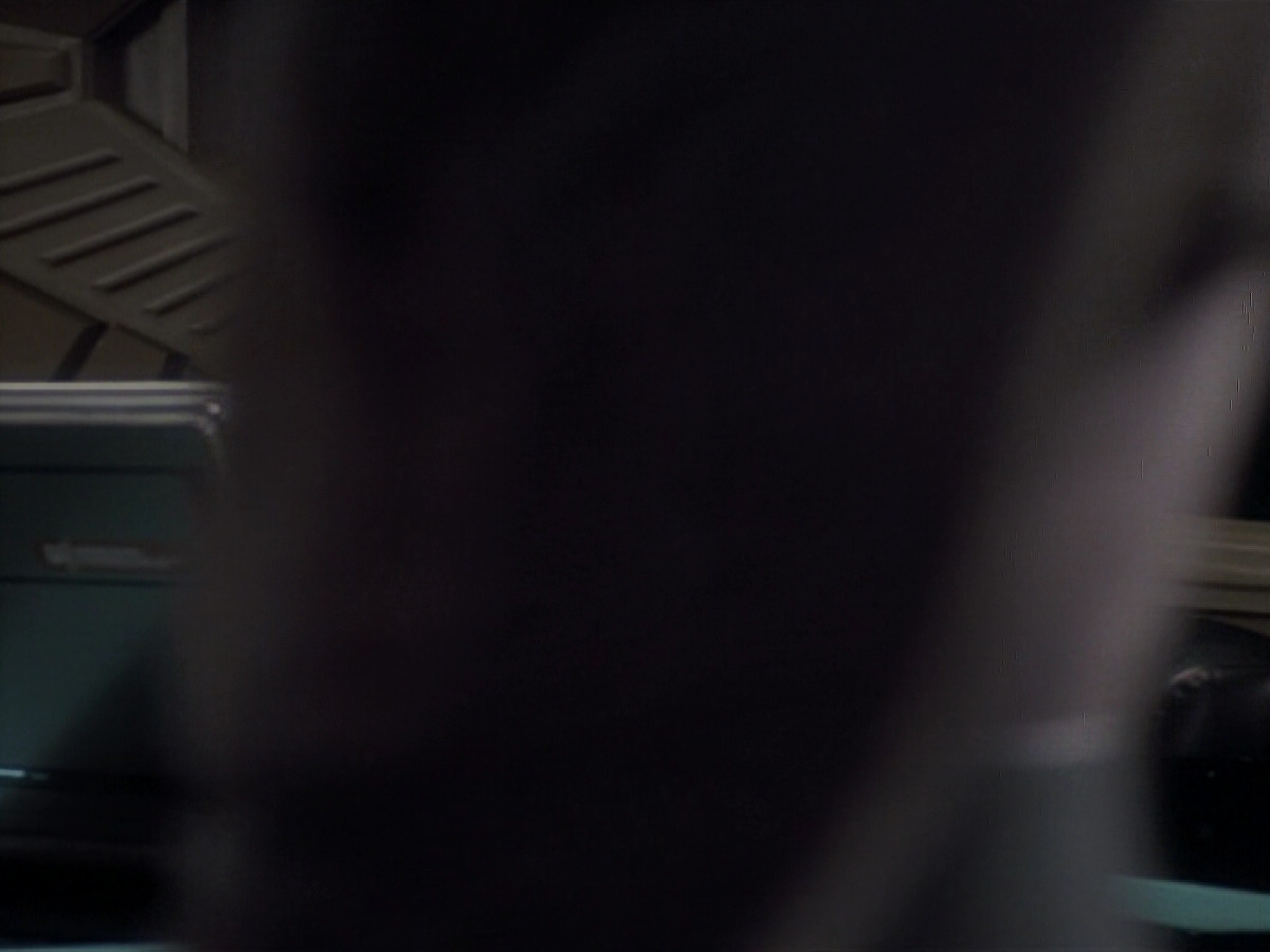 extant_StarTrekDS9_2x03-TheSiege_01871.jpg