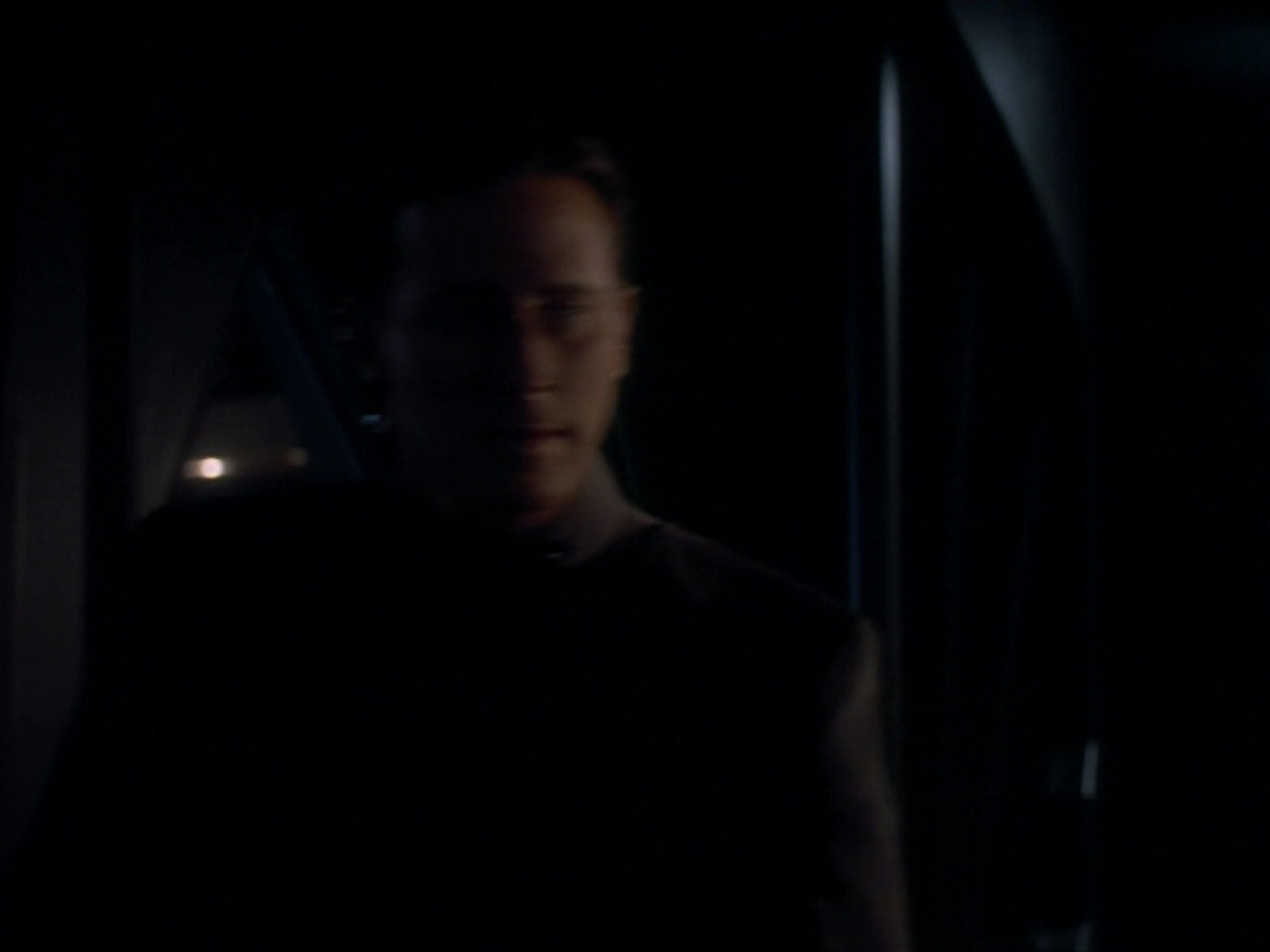 extant_StarTrekDS9_2x03-TheSiege_01922.jpg