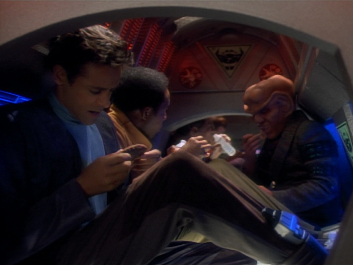 extant_StarTrekDS9_2x03-TheSiege_01993.jpg