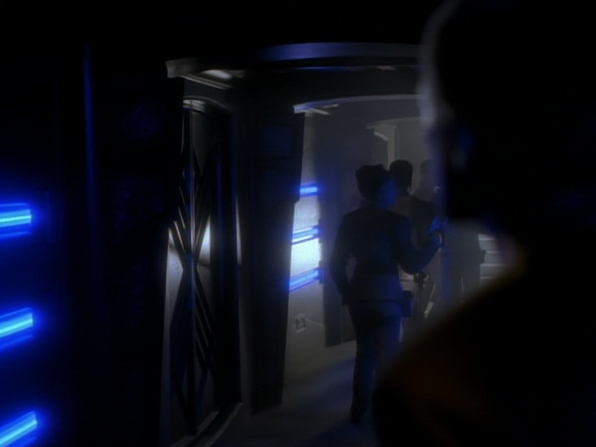 extant_StarTrekDS9_2x03-TheSiege_02031.jpg