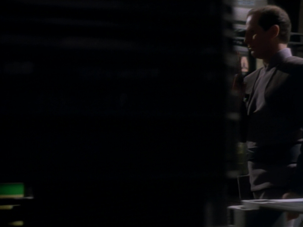 extant_StarTrekDS9_2x03-TheSiege_02093.jpg