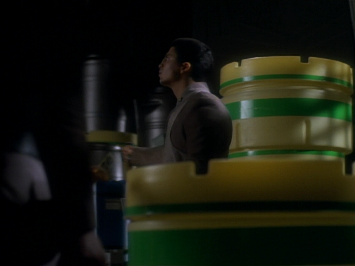 extant_StarTrekDS9_2x03-TheSiege_02102.jpg