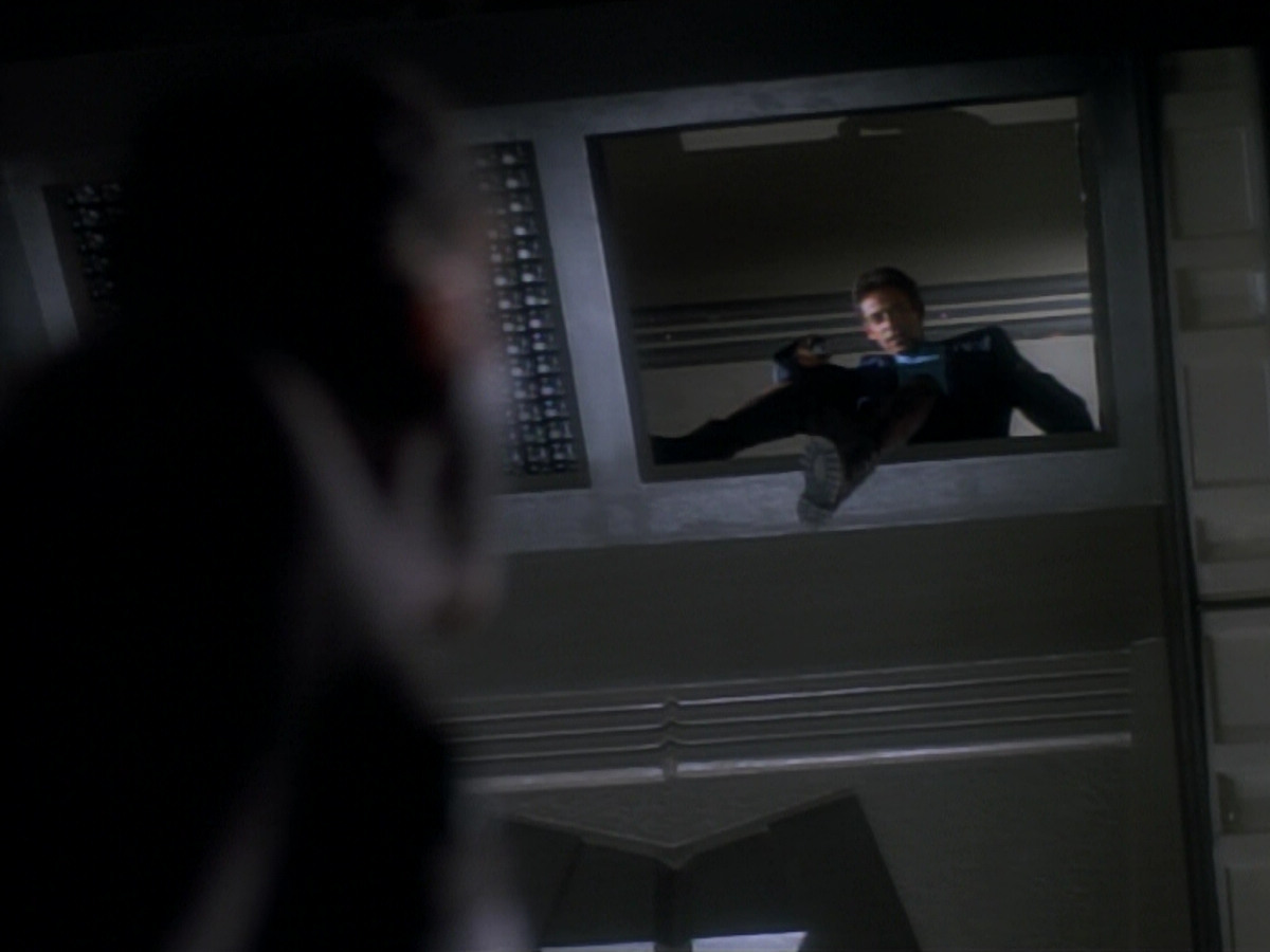 extant_StarTrekDS9_2x03-TheSiege_02116.jpg