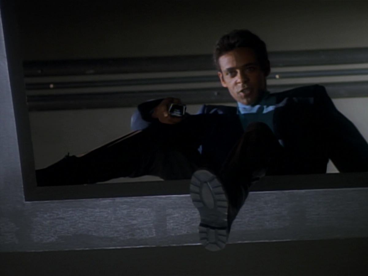 extant_StarTrekDS9_2x03-TheSiege_02125.jpg