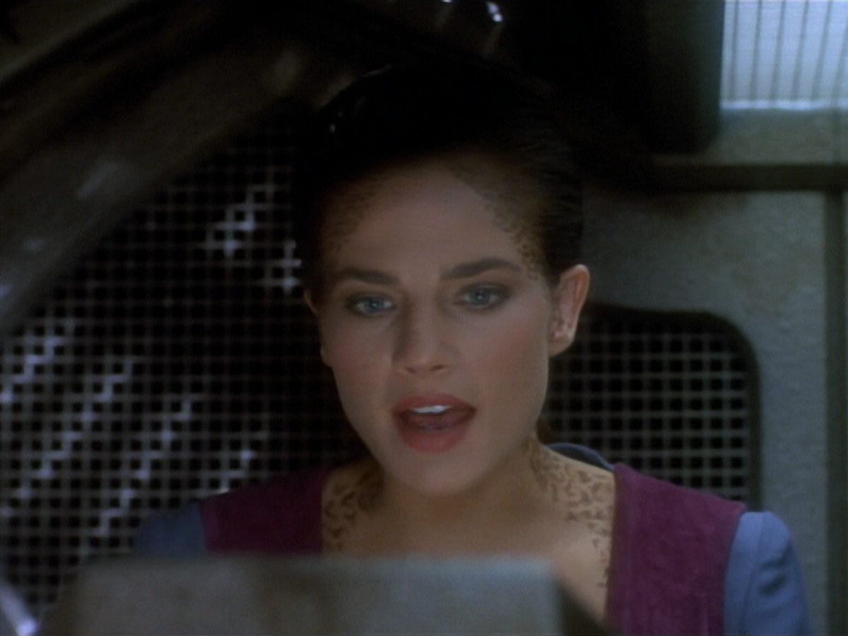 extant_StarTrekDS9_2x03-TheSiege_02162.jpg