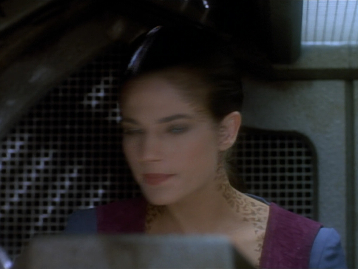 extant_StarTrekDS9_2x03-TheSiege_02170.jpg