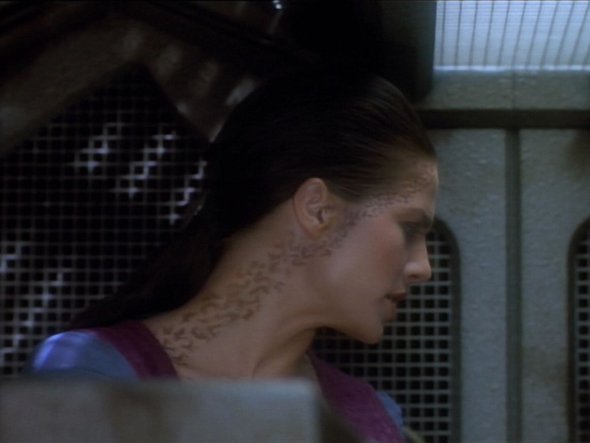extant_StarTrekDS9_2x03-TheSiege_02210.jpg