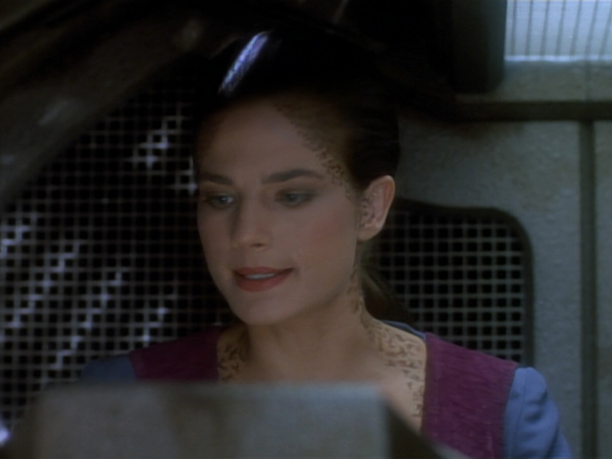 extant_StarTrekDS9_2x03-TheSiege_02230.jpg