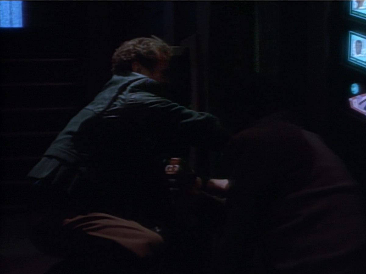 extant_StarTrekDS9_2x03-TheSiege_02279.jpg
