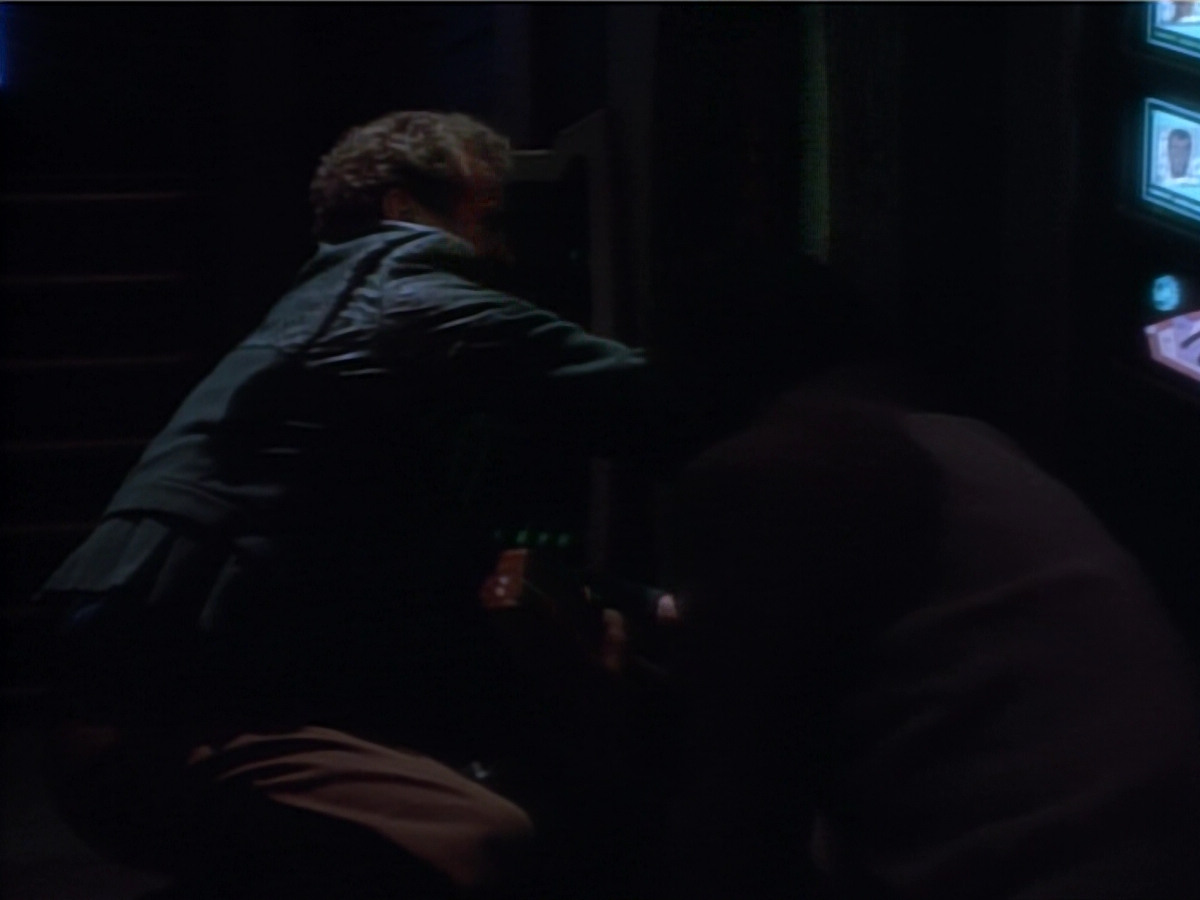 extant_StarTrekDS9_2x03-TheSiege_02280.jpg
