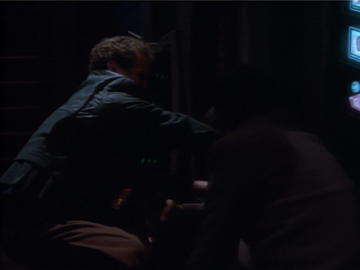 extant_StarTrekDS9_2x03-TheSiege_02282.jpg