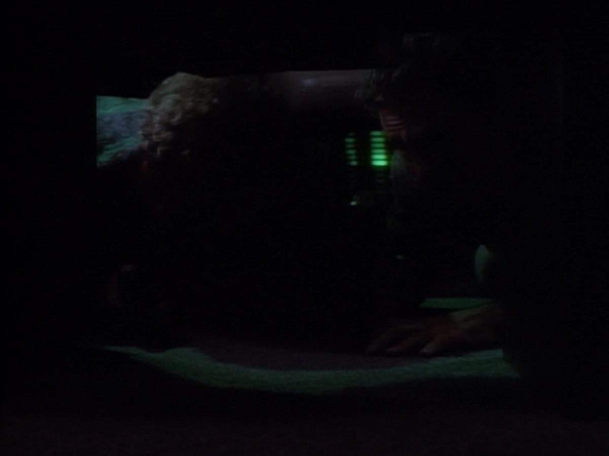 extant_StarTrekDS9_2x03-TheSiege_02308.jpg