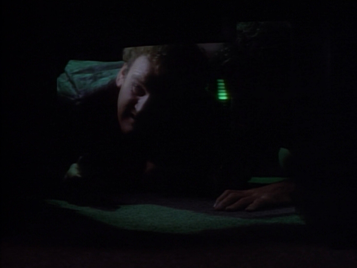 extant_StarTrekDS9_2x03-TheSiege_02310.jpg