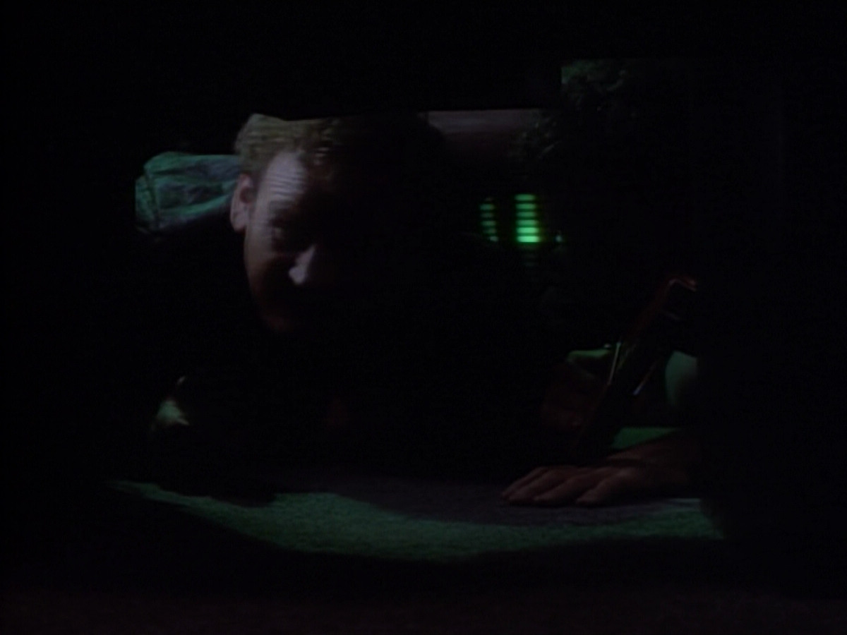 extant_StarTrekDS9_2x03-TheSiege_02316.jpg