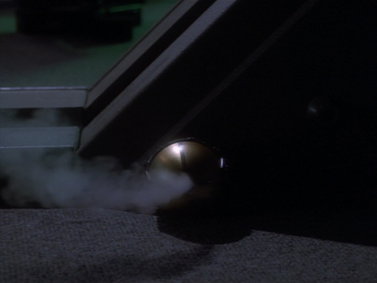 extant_StarTrekDS9_2x03-TheSiege_02368.jpg