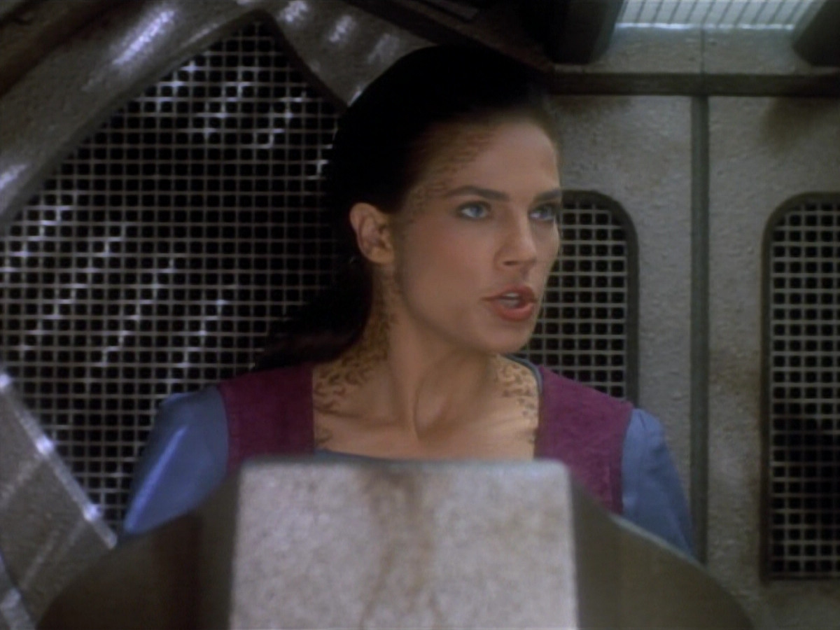 extant_StarTrekDS9_2x03-TheSiege_02481.jpg