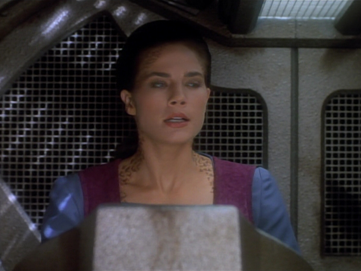 extant_StarTrekDS9_2x03-TheSiege_02510.jpg