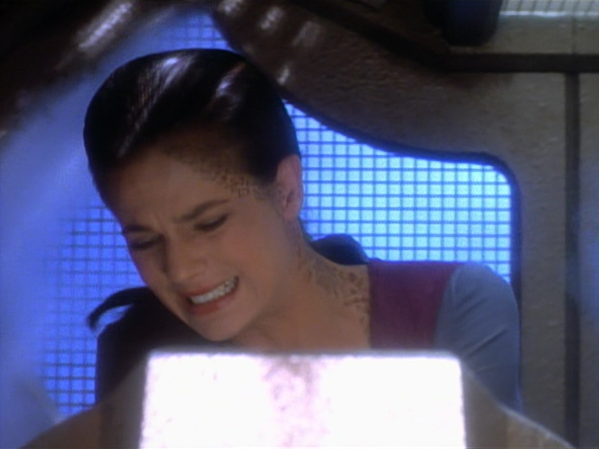 extant_StarTrekDS9_2x03-TheSiege_02541.jpg