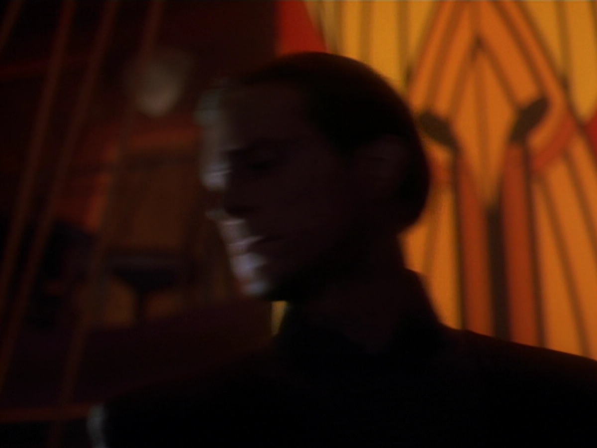 extant_StarTrekDS9_2x03-TheSiege_02612.jpg