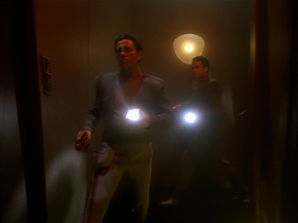 extant_StarTrekDS9_2x03-TheSiege_02615.jpg