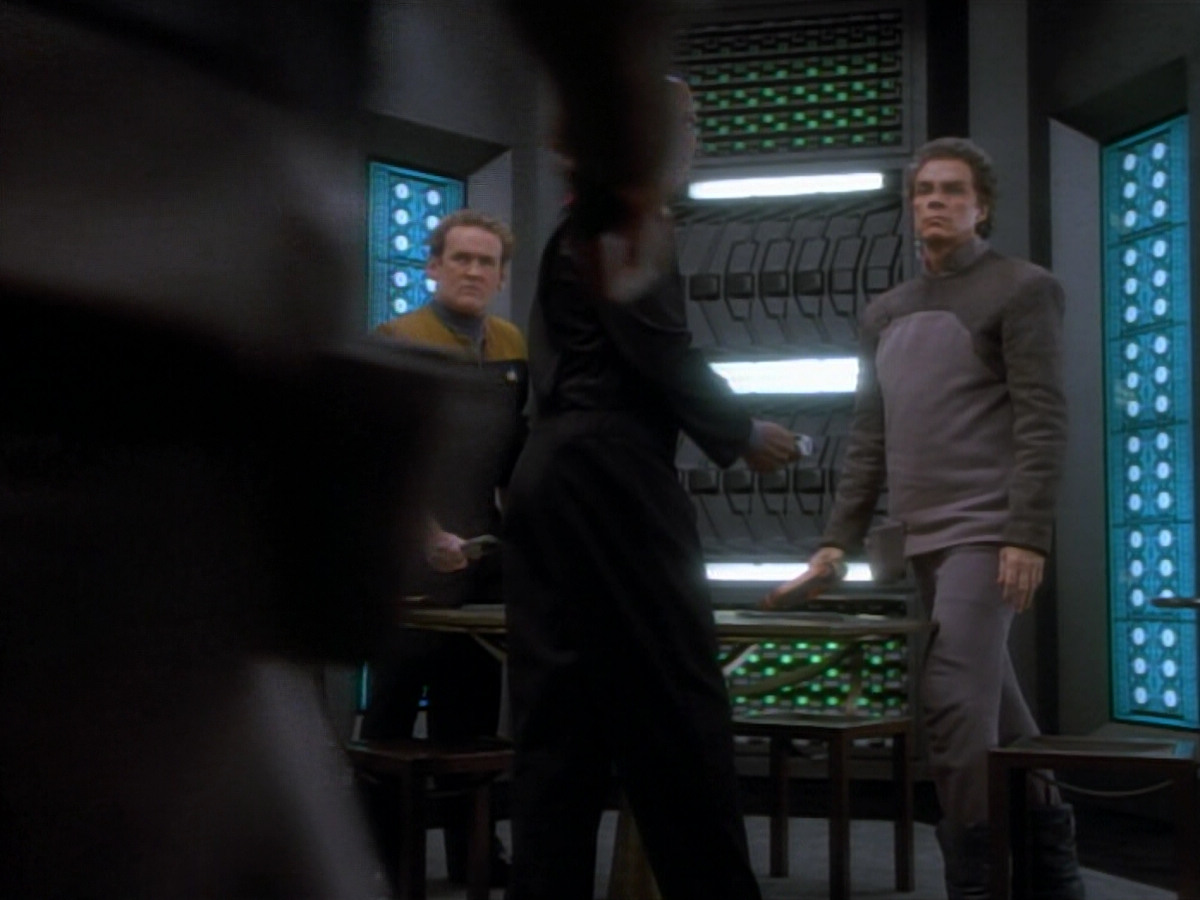 extant_StarTrekDS9_2x03-TheSiege_02629.jpg