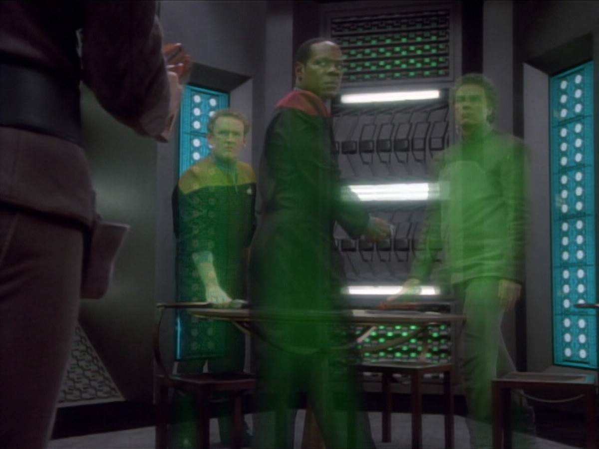 extant_StarTrekDS9_2x03-TheSiege_02634.jpg